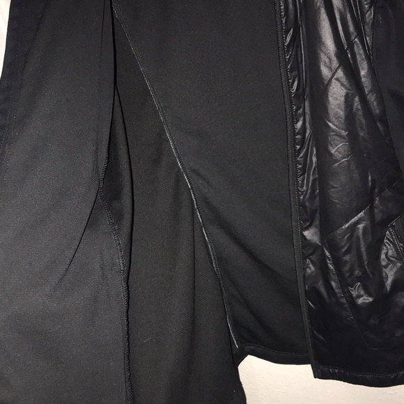 Black North Face Jacket - Picture 2 of 5